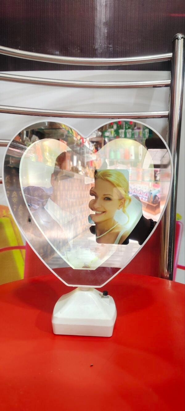 magic mirror heart type
₹ 399.00 - Image 2
